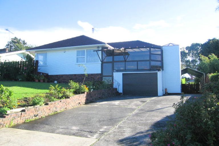 Photo of property in 6 Glenmore Road, Sunnyhills, Auckland, 2010