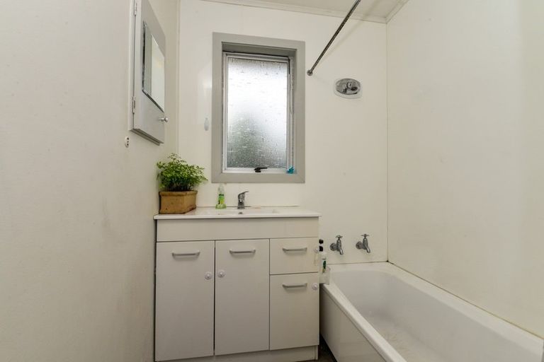 Photo of property in 7b Clancy Place, Nawton, Hamilton, 3200