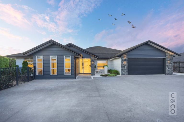 Photo of property in 19 Riverhead Point Drive, Riverhead, 0820