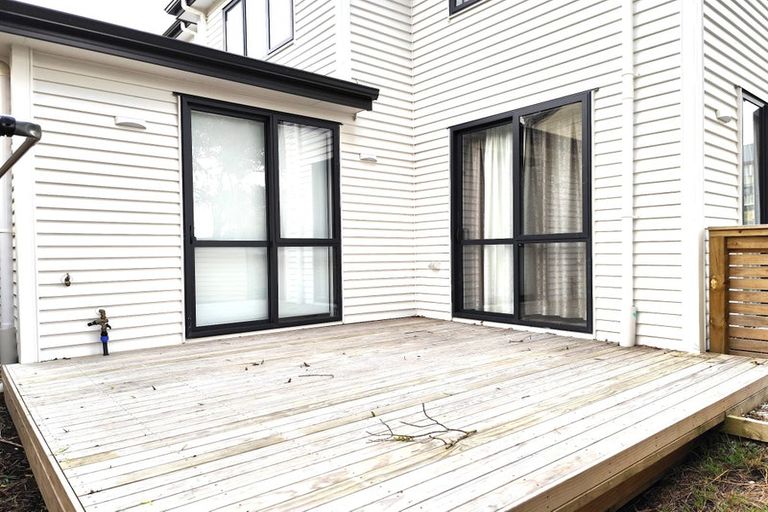 Photo of property in 28a Rotoma Rise, Clover Park, Auckland, 2019