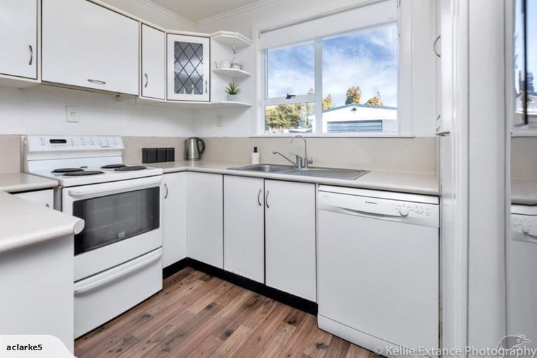 Photo of property in 17 Maire Street, Tikipunga, Whangarei, 0112