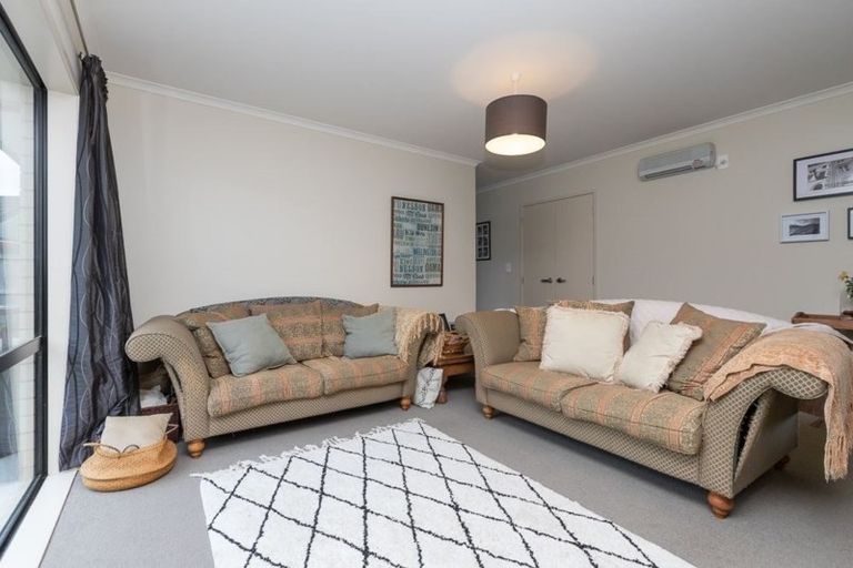 Photo of property in 12 Arista Way, Rototuna North, Hamilton, 3210