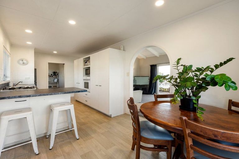 Photo of property in 10 Millar Place, Nawton, Hamilton, 3200