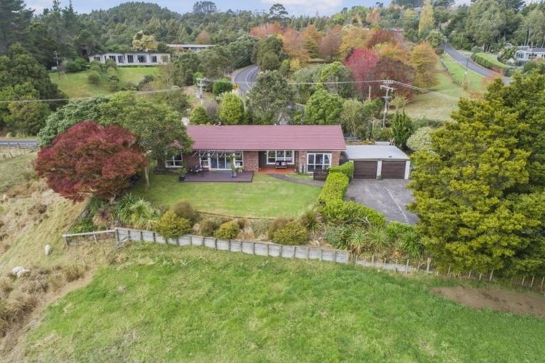 Photo of property in 340 Ponga Road, Opaheke, Papakura, 2584