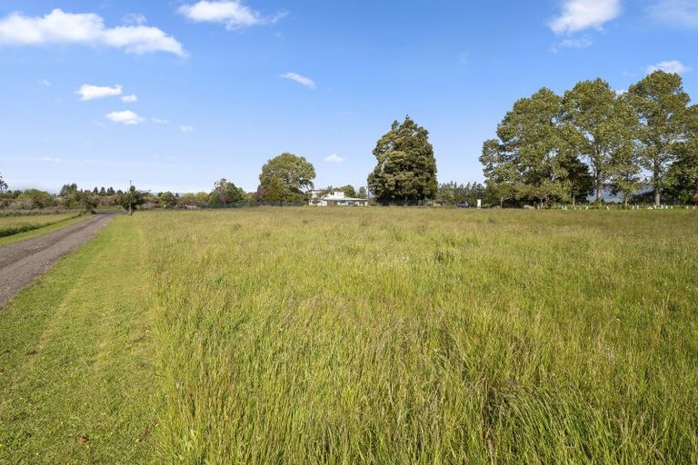 Photo of property in 66 Parerohi Grove, Kuratau, Turangi, 3381