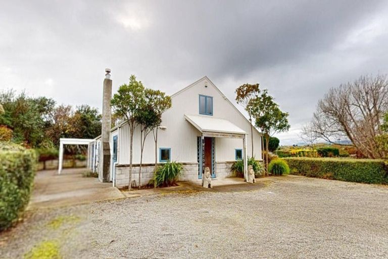 Photo of property in 240 Peka Peka Road, Peka Peka, Waikanae, 5391