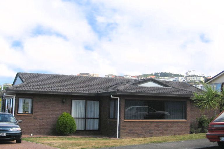 Photo of property in 3 Ashton Fitchett Drive, Brooklyn, Wellington, 6021