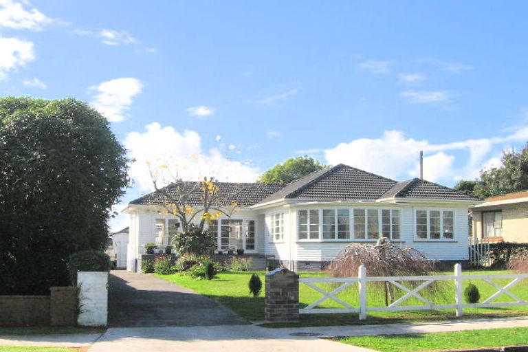 Photo of property in 10 Margan Avenue, Papatoetoe, Auckland, 2025