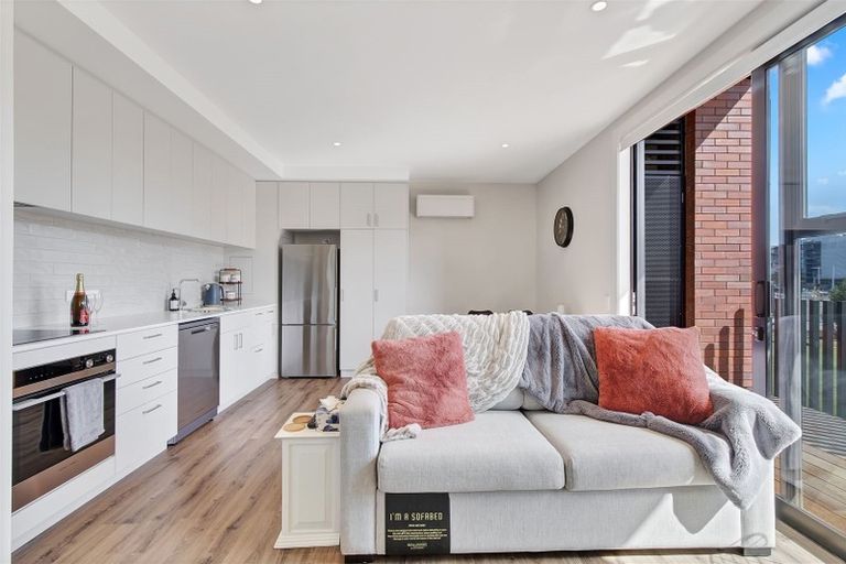 Photo of property in 4/212 Cashel Street, Christchurch Central, Christchurch, 8011