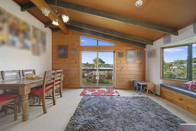 Photo of property in 27 Orams Road, Hillpark, Auckland, 2102