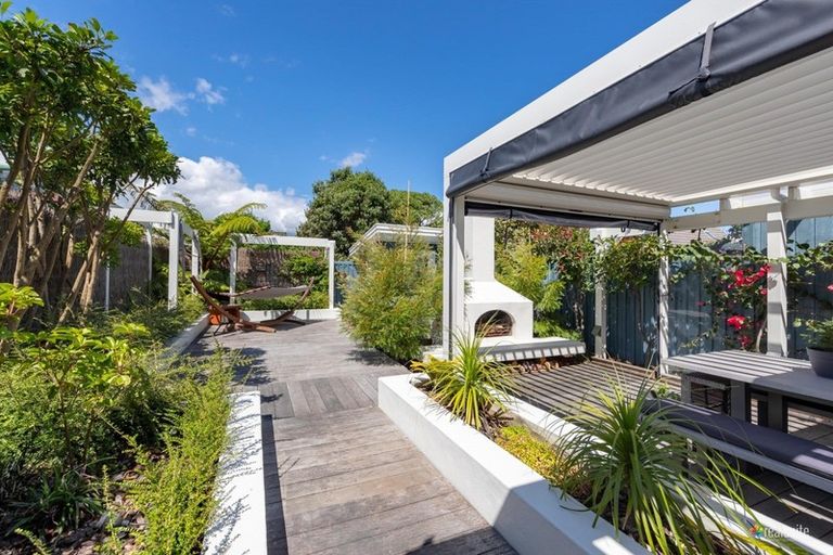 Photo of property in 6b Nelson Street, Petone, Lower Hutt, 5012