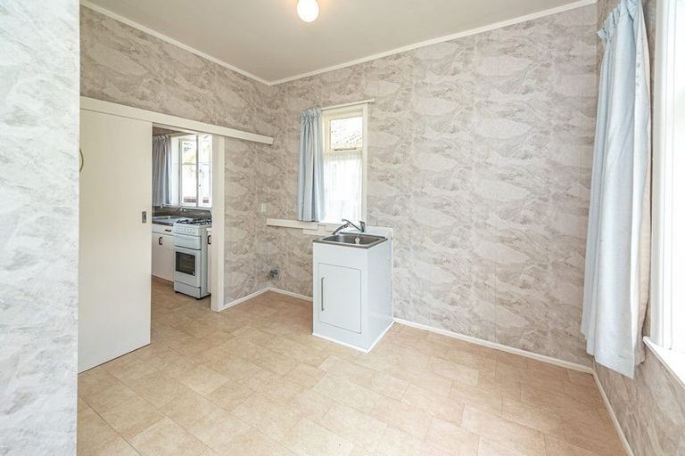 Photo of property in 10 Godwin Crescent, College Estate, Whanganui, 4500