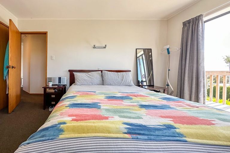 Photo of property in 1/1 Nigel Road, Browns Bay, Auckland, 0630