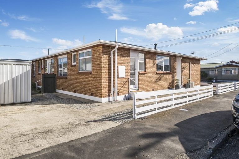 Photo of property in 90a Oxford Street, South Dunedin, Dunedin, 9012