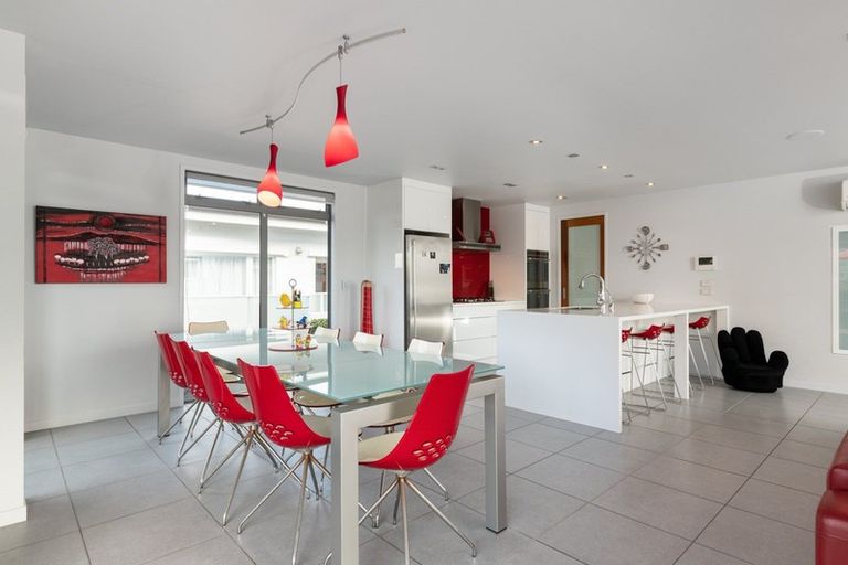 Photo of property in 73 Oceanview Road, Mount Maunganui, 3116