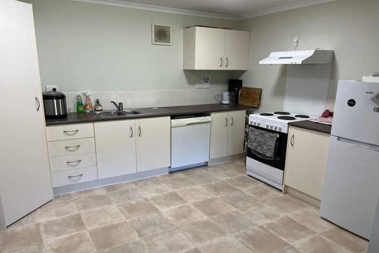 Photo of property in 56 Houghton Bay Road, Houghton Bay, Wellington, 6023