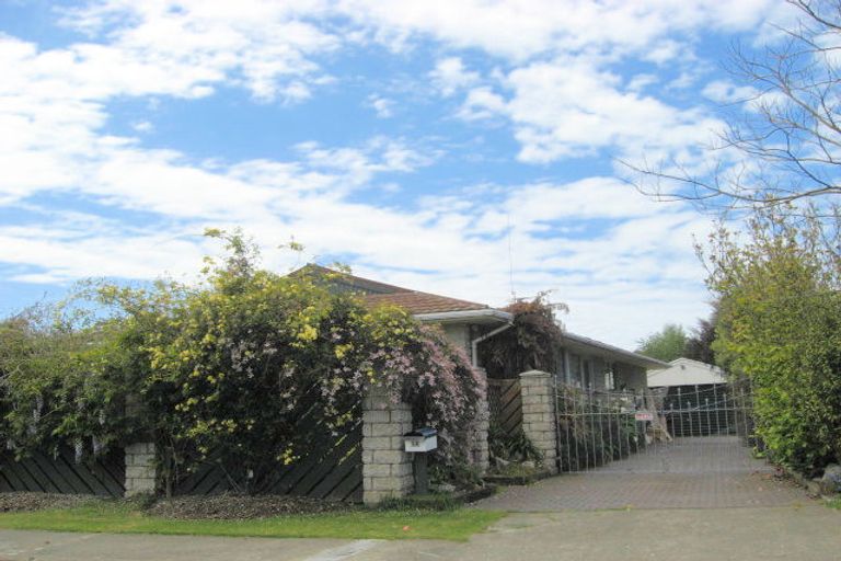 Photo of property in 56 Rangiora Woodend Road, Woodend, 7610