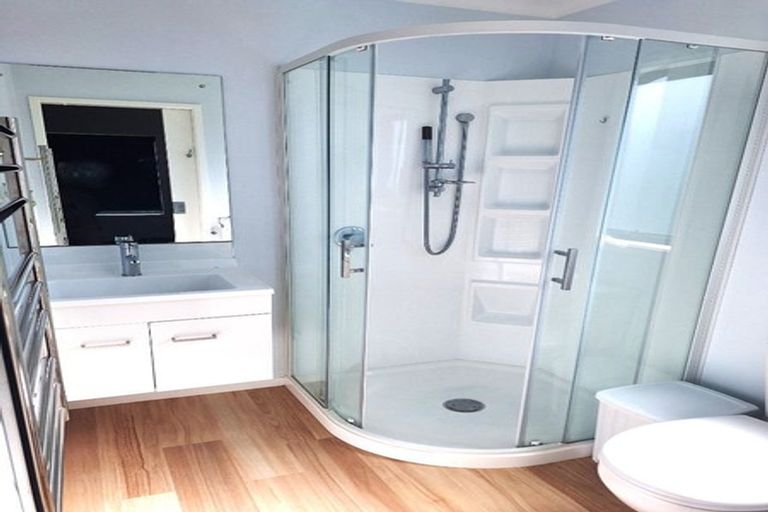 Photo of property in 40 Te Kaeaea Crescent, Wallaceville, Upper Hutt, 5018