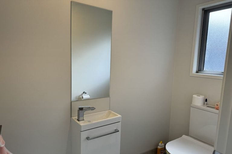 Photo of property in 16 Evergreen Parade, Rosehill, Papakura, 2113