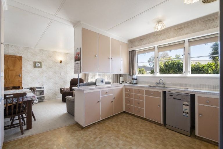 Photo of property in 249 Vogel Street, Roslyn, Palmerston North, 4414