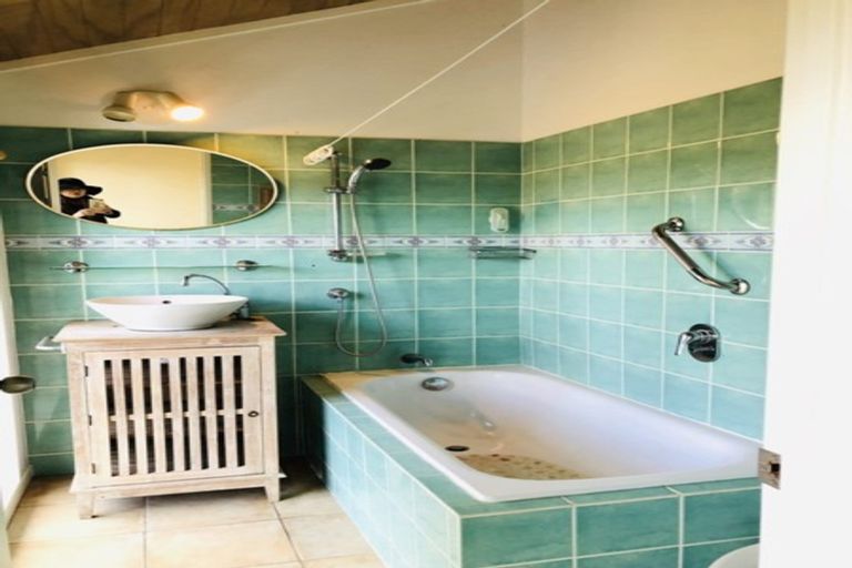 Photo of property in 8 Jackson Way, Stillwater, Silverdale, 0993