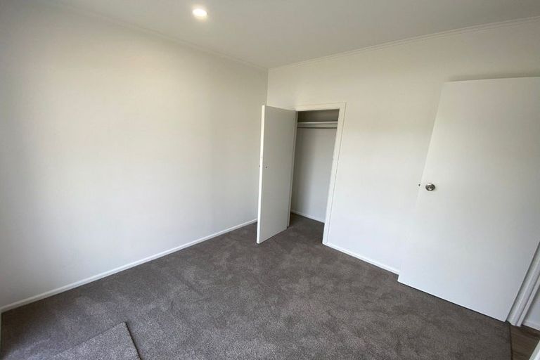 Photo of property in 2/59 Shakespeare Road, Milford, Auckland, 0620