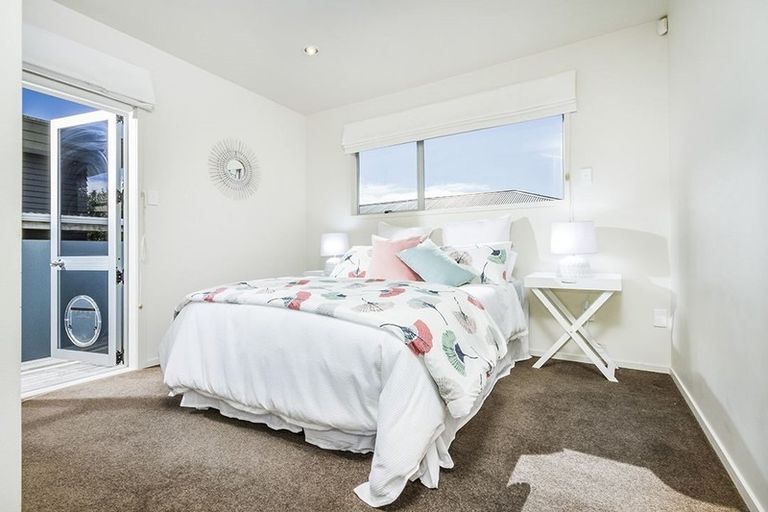 Photo of property in 1/27 Park Rise, Campbells Bay, Auckland, 0630