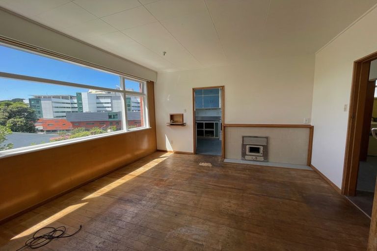 Photo of property in 1/239 Adelaide Road, Newtown, Wellington, 6021