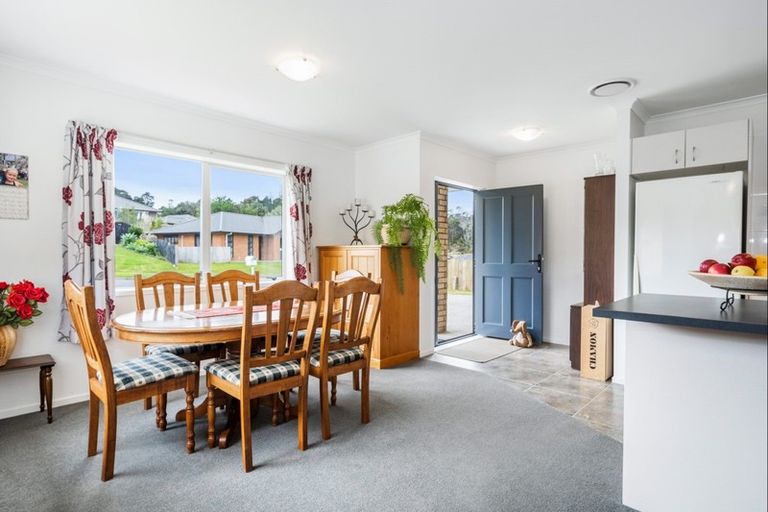 Photo of property in 72 Ridgeway Drive, Te Kamo, Whangarei, 0112