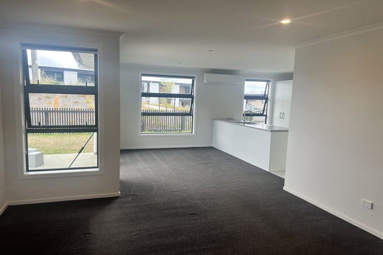 Photo of property in 37 Pragma Rise, Huntington, Hamilton, 3210