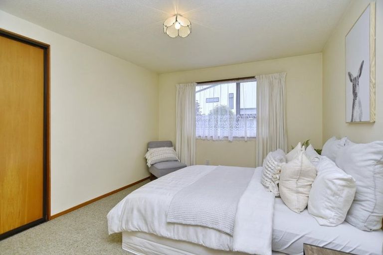 Photo of property in 2/148 Main North Road, Papanui, Christchurch, 8052