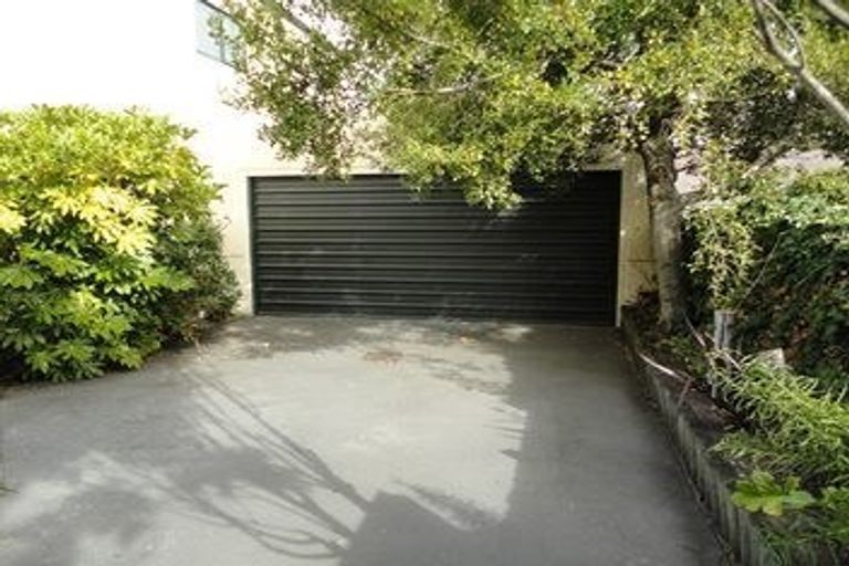 Photo of property in 4/20 Office Road, Merivale, Christchurch, 8014