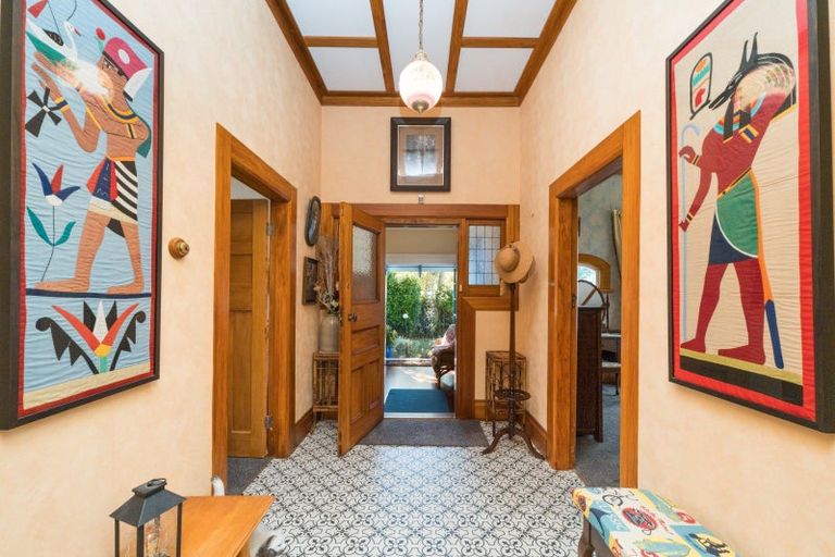 Photo of property in 136 Russell Street, Palmerston North, 4414