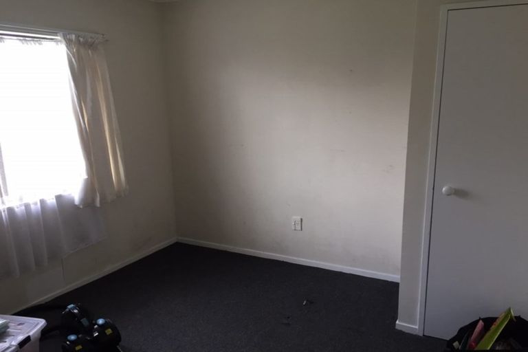 Photo of property in 1/11 Maplesden Drive, Clendon Park, Auckland, 2103