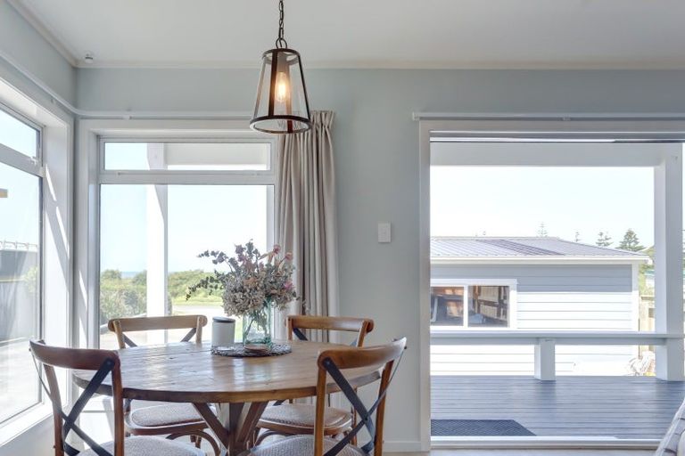 Photo of property in 8 Nukumaru Parade, Waiinu Beach, Whanganui, 4588