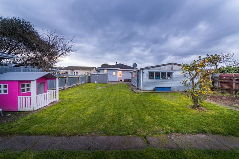 Photo of property in 442 Tremaine Avenue, Takaro, Palmerston North, 4410