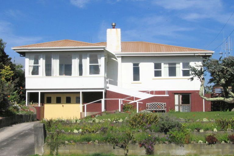 Photo of property in 60 Orkney Road, Mount Maunganui, 3116