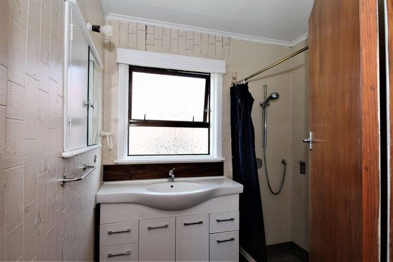 Photo of property in 48 Sunnyside Crescent, Papatoetoe, Auckland, 2025