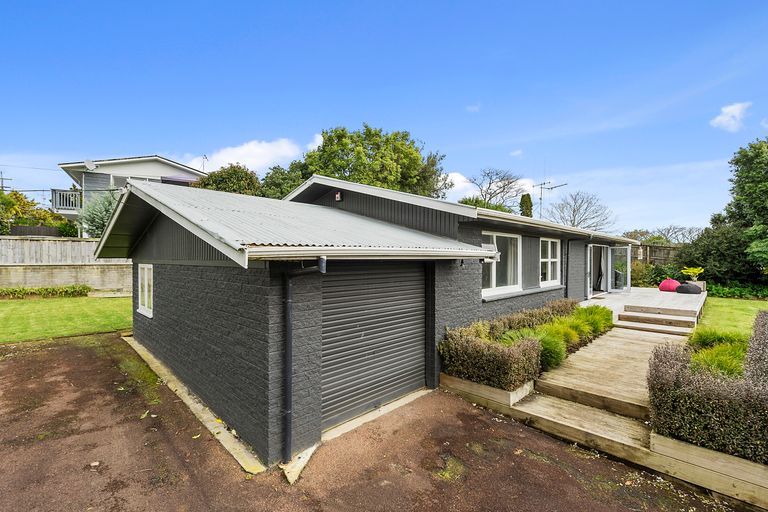 Photo of property in 70 Houchens Road, Glenview, Hamilton, 3206