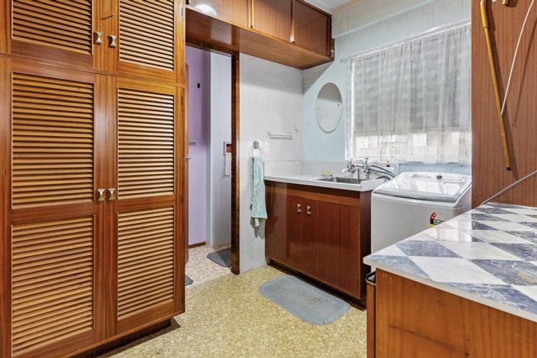 Photo of property in 73 Arawa Street, New Lynn, Auckland, 0600