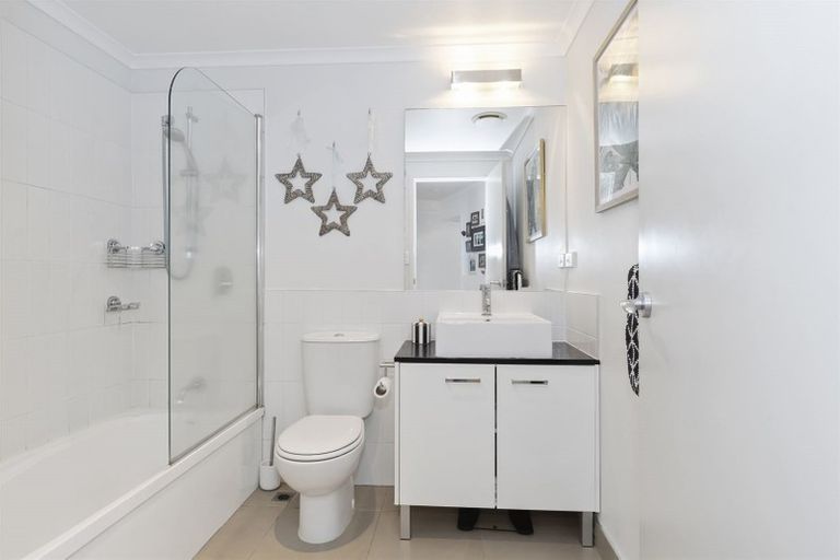 Photo of property in Algarve Apartments, 312/332 Maunganui Road, Mount Maunganui, 3116