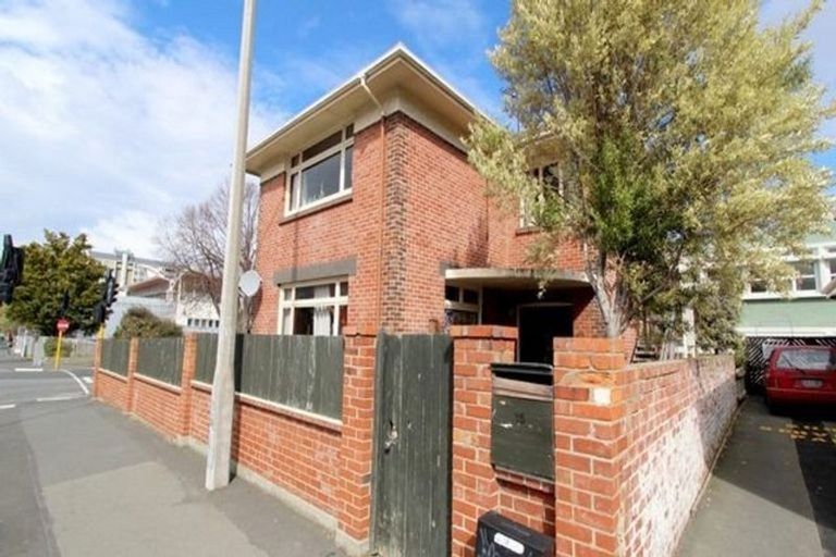 Photo of property in 35 Union Street West, North Dunedin, Dunedin, 9016