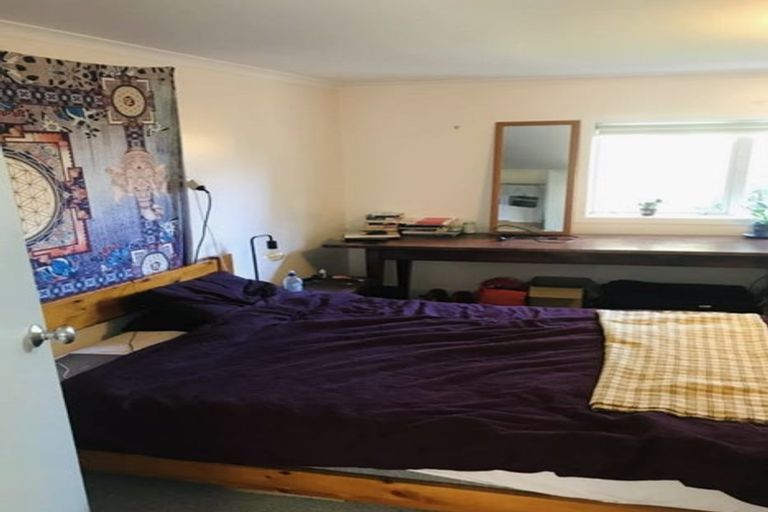 Photo of property in 19 Kenwyn Terrace, Newtown, Wellington, 6021