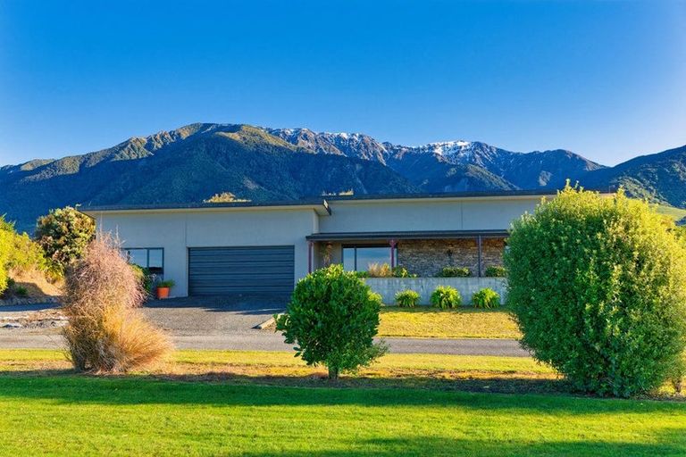 Photo of property in 72e Koura Bay Drive, Hapuku, Kaikoura, 7371