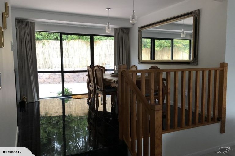 Photo of property in 16 Meynell Court, Glen Eden, Auckland, 0602