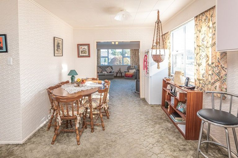 Photo of property in 4 Camellia Avenue, Aramoho, Whanganui, 4500
