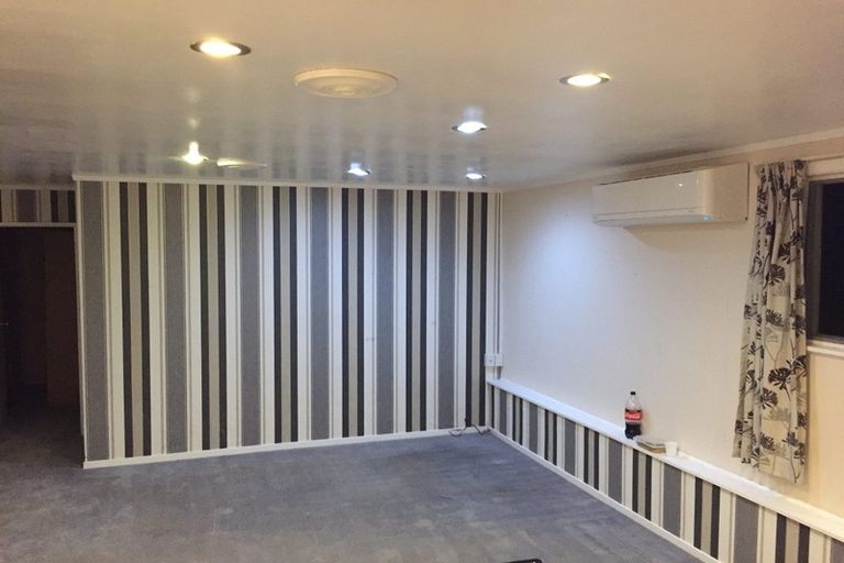 Photo of property in 52 Stratford Road, Manurewa, Auckland, 2105