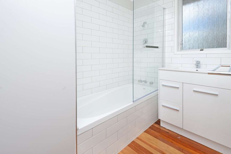 Photo of property in 15 Astor Place, Manurewa, Auckland, 2102