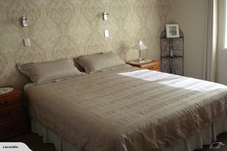 Photo of property in 34 Saint Heliers Place, Papamoa Beach, Papamoa, 3118