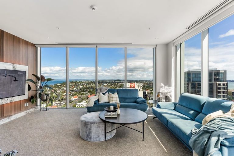 Photo of property in Sentinel Apartments, 1903/3 Northcroft Street, Takapuna, Auckland, 0622